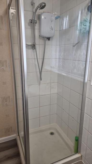 Coolfin House-Close To Excel, Contractors, Relocators, Paid Parking Villa Londra Exterior foto