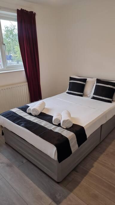 Coolfin House-Close To Excel, Contractors, Relocators, Paid Parking Villa Londra Exterior foto