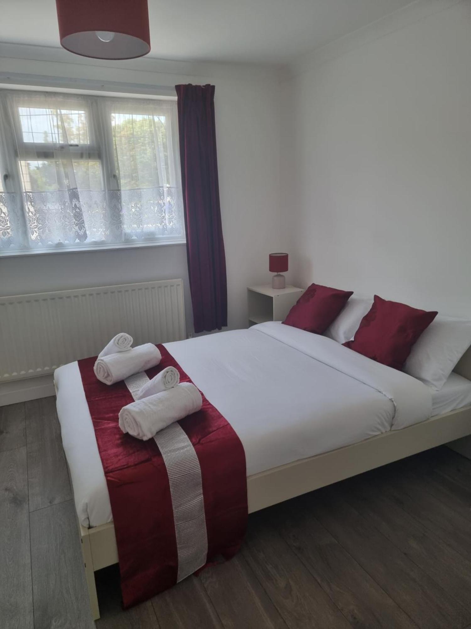 Coolfin House-Close To Excel, Contractors, Relocators, Paid Parking Villa Londra Exterior foto